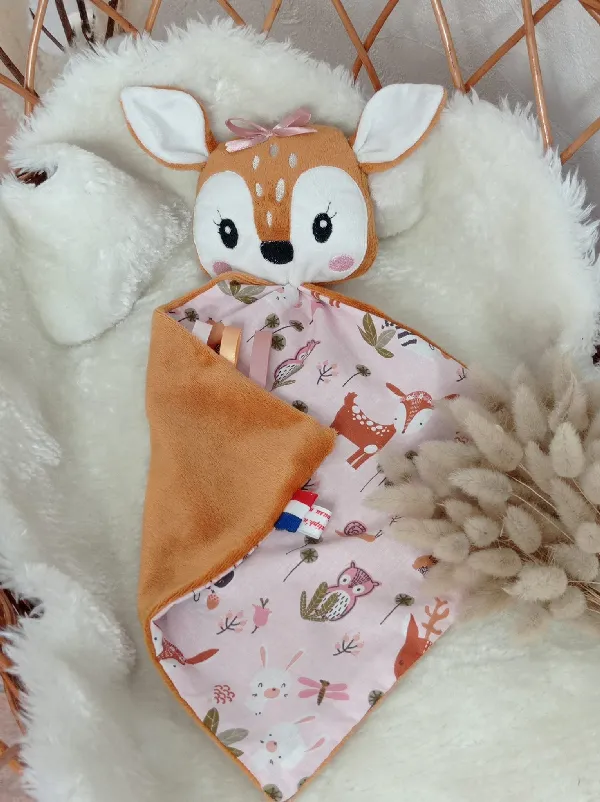 creatiphn couture doudou prenom broderie cadeau de naissance 9