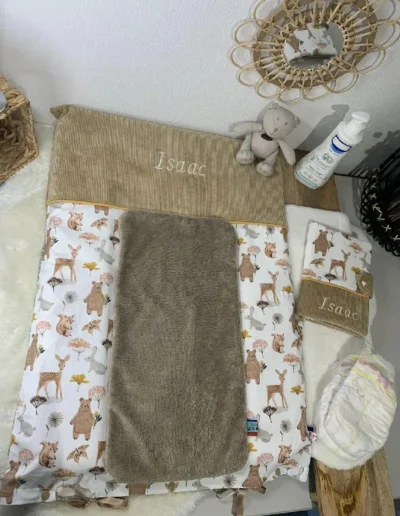 creatiphn couture housse matelas a langer prenom broderie cadeau de naissance 2