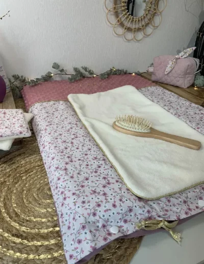 creatiphn couture housse matelas a langer prenom broderie cadeau de naissance 4