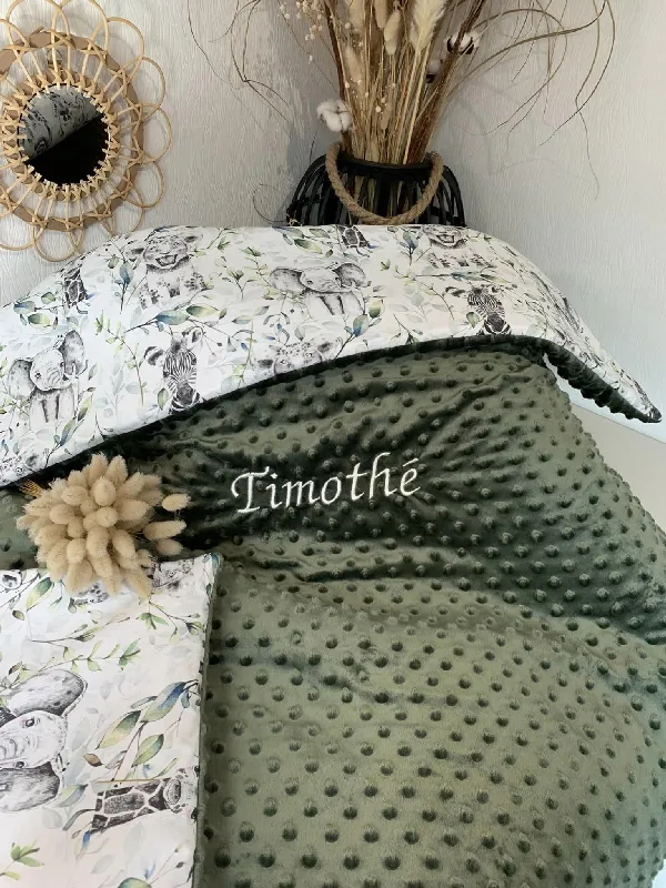 creatiphn couture plaid prenom broderie cadeau de naissance 13