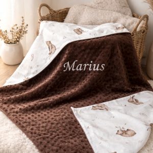 Plaid bébé personnalisé en minky chocolat avec motif ourson et broderie prénom création artisanale Créatiph'n